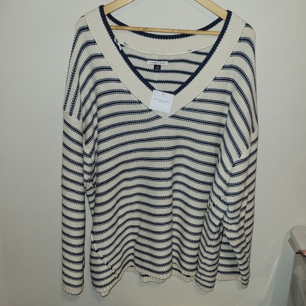 AERIE Striped Navy and White Women's Sweater size xl